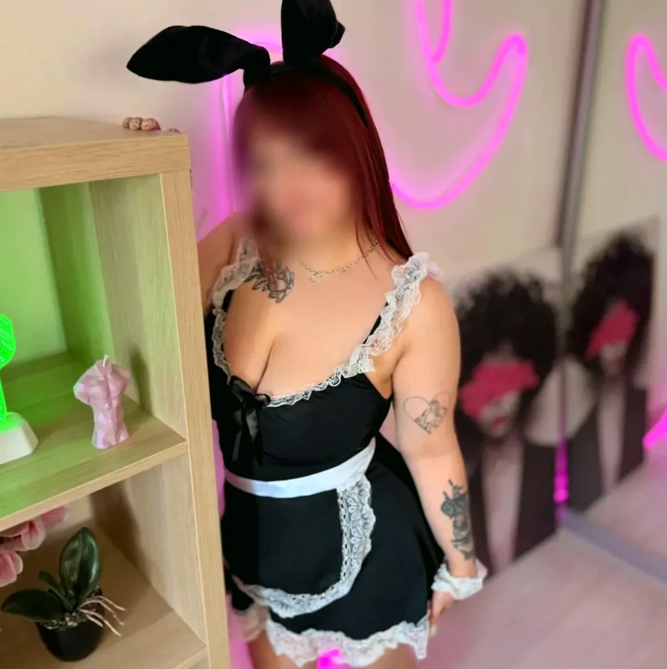 Maja, 22