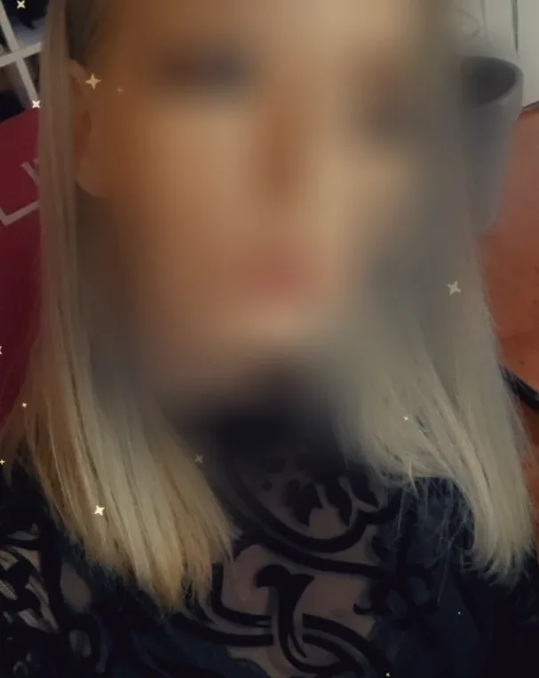 Viktoria, 36